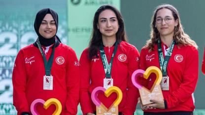 Dünya Kupası’nda İzmir imzası: Gümüş madalya gururu