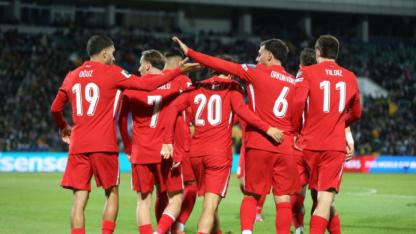 Köşeyi Döndüler! “Bizim Çocuklar” Servet Değerinde Ödüllerle Taçlandı