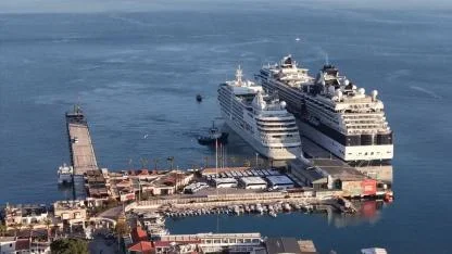 Kuşadası’na Kruvaziyer Akını: 2 Bin 723 Turist Geldi