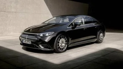 Mercedes-Benz EQS Yenilendi: Tek Şarjla Uzun Menzil, Yeni Nesil Teknoloji