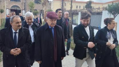 Namık Kemal Zeybek İzmir’de Esnafla Buluştu: “Üretmenin Yanında Olmaya Devam Edeceğiz”