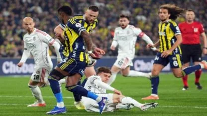 Trendyol Süper Lig’in 28. Haftasında Kadıköy’de Nefes Kesen Derbi