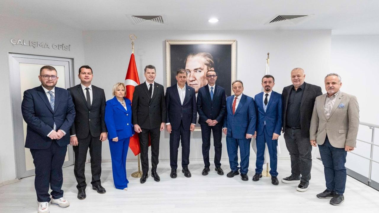 İzmir ile Kosova arasında yeni iş birliği adımı