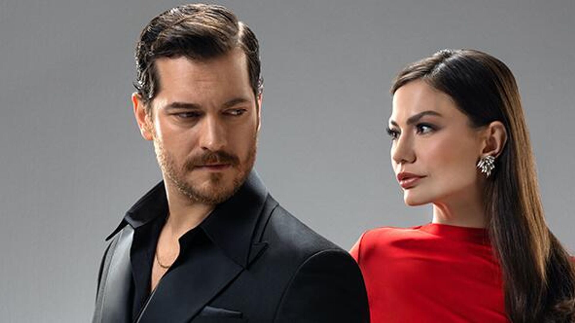 Eşref Rüya Cannes'da Göz Doldurdu
