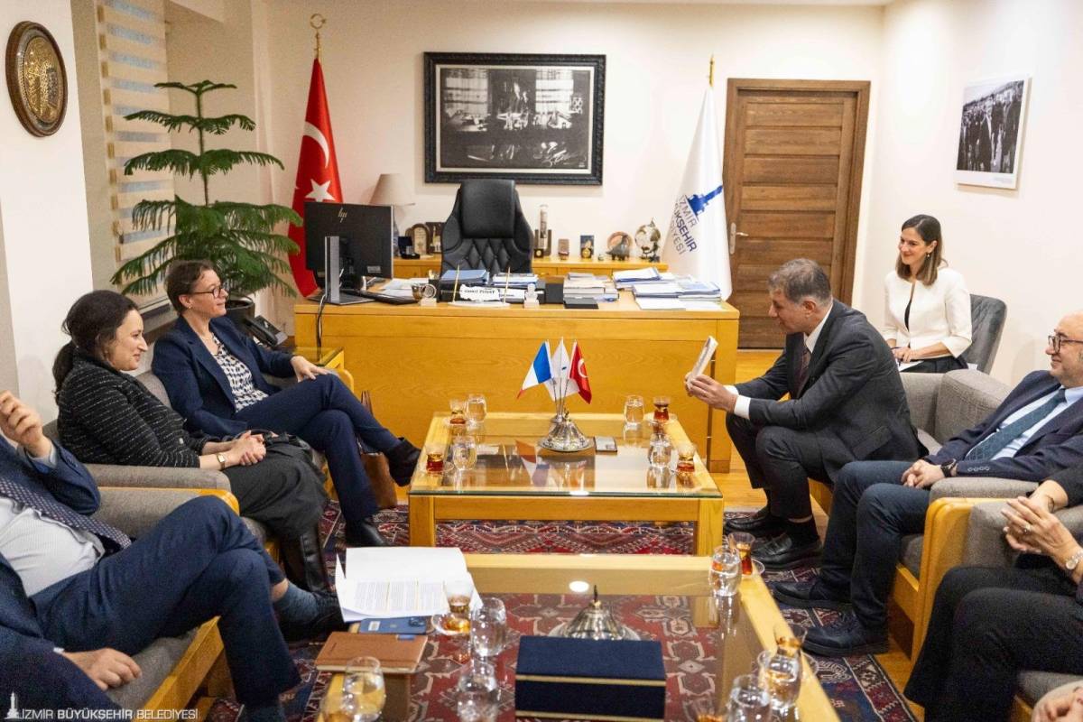 İzmir-Fransa Bağları Güçleniyor: Büyükşehir’den Kültür ve Yatırım Hamlesi