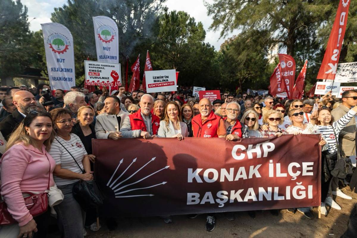 Çağatay Güç’ten Meslek Fabrikası mitinginde sert mesajlar: “İzmir korkunun bittiği yerdir”