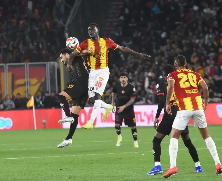 Galatasaray, Göztepe Deplasmanında Kritik Galibiyetle Şampiyonluk Yolunda Büyük Avantaj Elde Etti