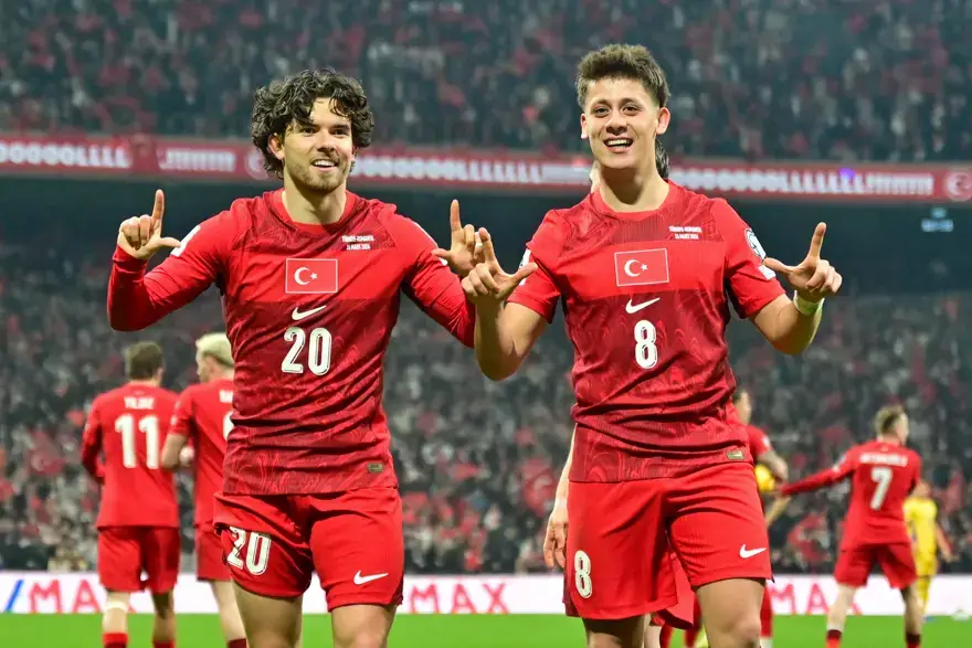 Köşeyi Döndüler! “Bizim Çocuklar” Servet Değerinde Ödüllerle Taçlandı