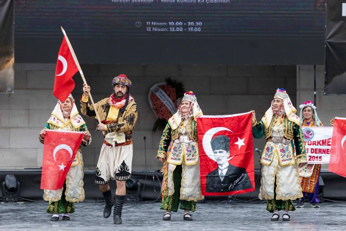 İzmir Yörük Şöleni Başladı: Başkan Tugay’dan “Kararlı Olun” Mesajı