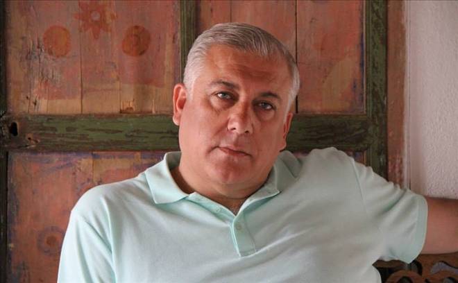 İzmir’de Sanatın Kalbi Attı: Usta Sanatçılara Ödül Yağdı